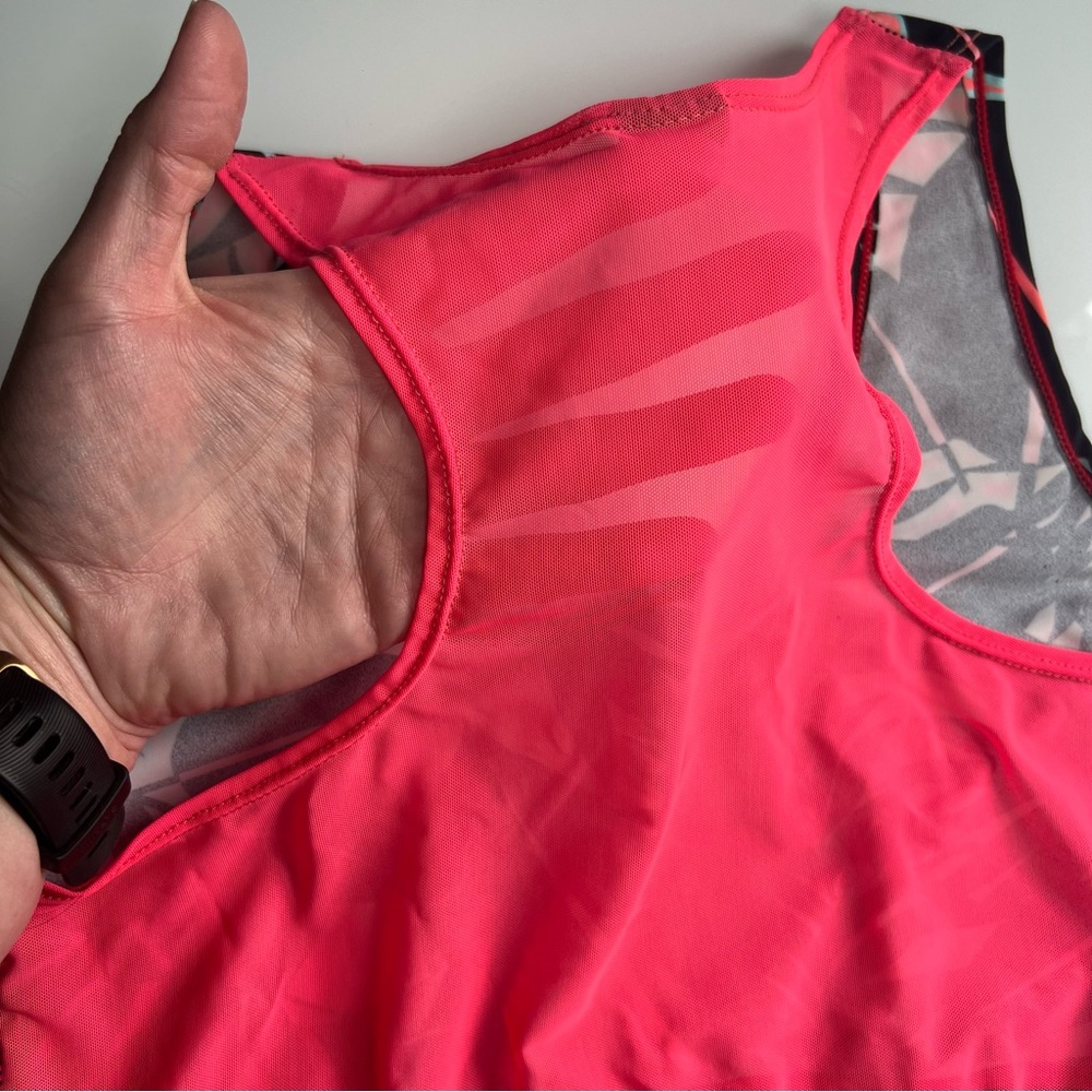 UV Reactive FRW mesh back sports bra top - Picture 3 of 3
